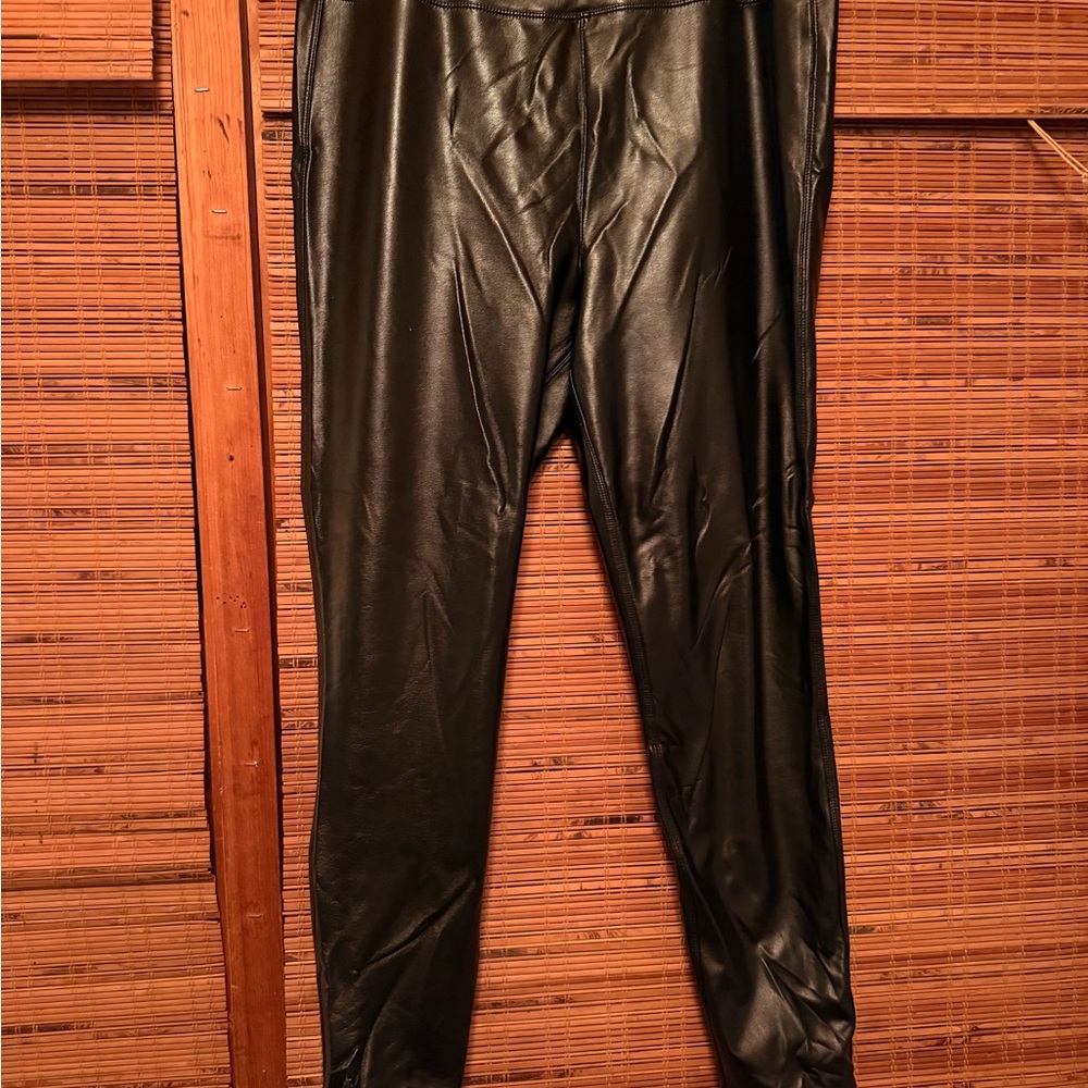 GAP Midnight Black pleather leggings